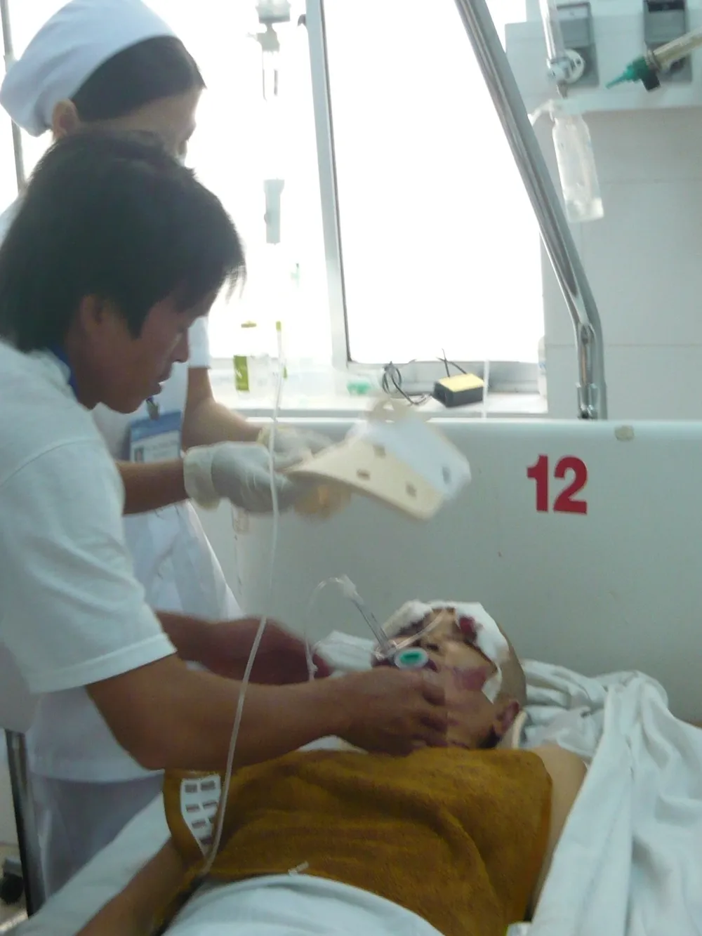 Xe tải đâm vào chợ: 6 người chết, 2 người bị thương nặng ảnh 2 Xe tải đâm vào chợ: 6 người chết, 2 người bị thương nặng ảnh 2